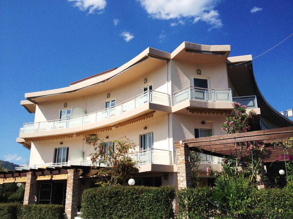 Souris Hotel Rovies Exterior photo